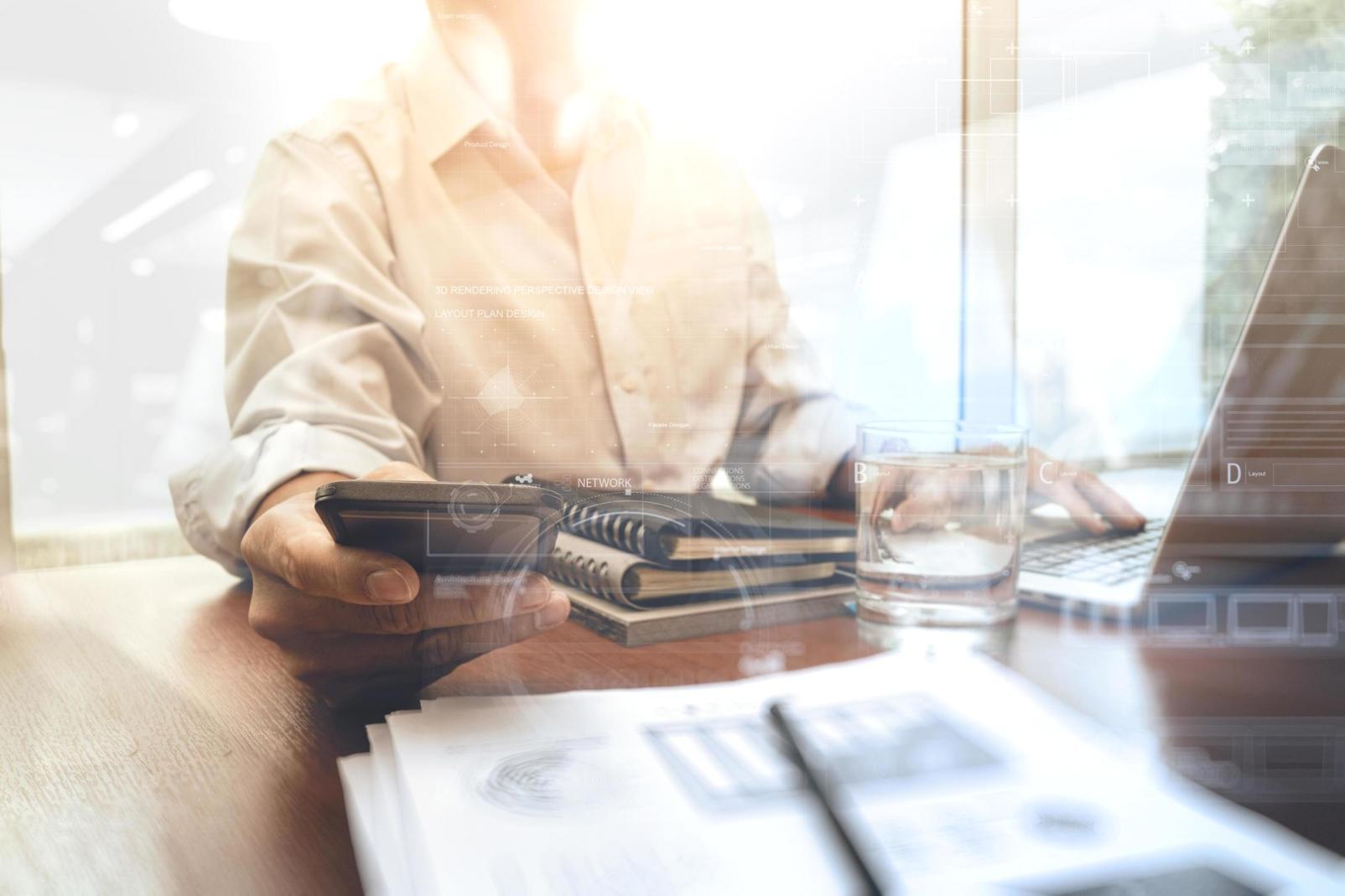 Datenanalyse und Keyword-Recherche am Arbeitsplatz